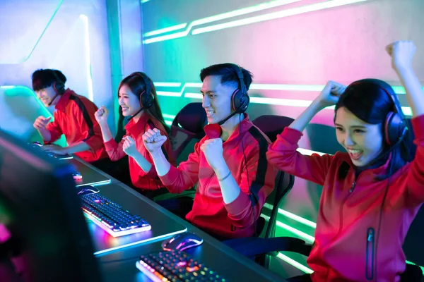 pro cyber sport gamers team