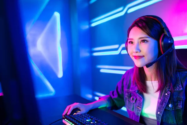 stock image Young Asian cyber sport gamer