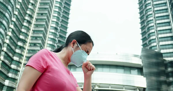 Femme Asiatique Tousse Porte Masque Protecteur Raison Maladies Infectieuses Transmissibles — Photo