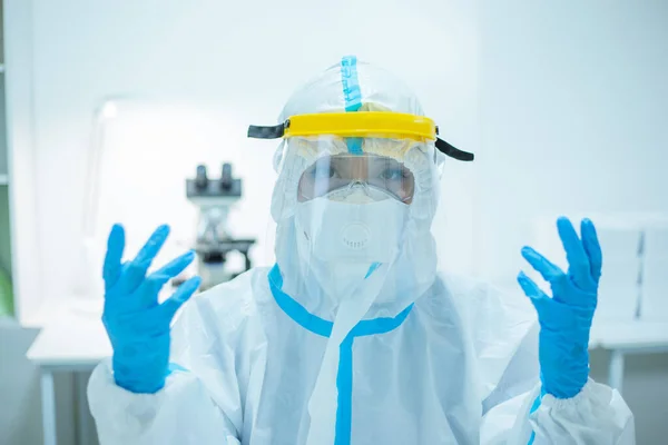 Mulher Médica Usar Vestido Isolamento Ternos Proteção Máscaras Cirúrgicas Para — Fotografia de Stock