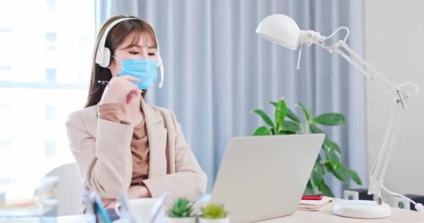 Videoconferencia teletrabajo en casa — Vídeos de Stock