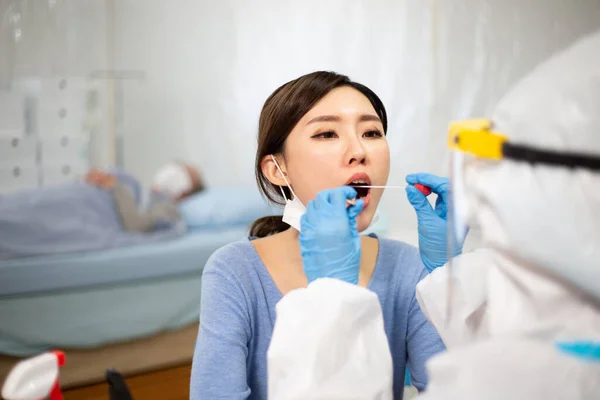 Coronavirus Test Medical Worker Taking Throat Swab Coronavirus Sample Potentially — Stock Photo, Image