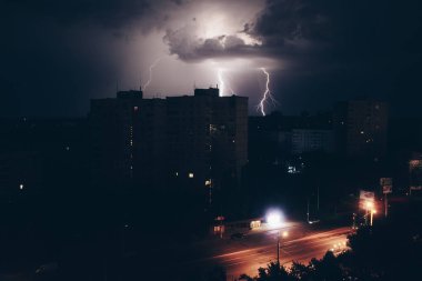 Şehrin yıldırım