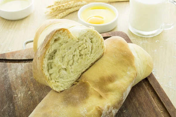 Café da manhã com pão caseiro — Fotografia de Stock