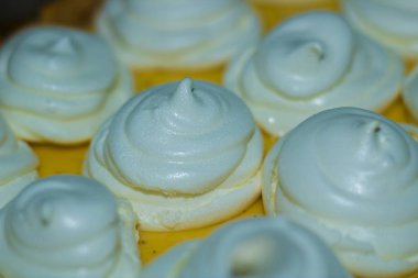 lezzetli tutku meyveli kek