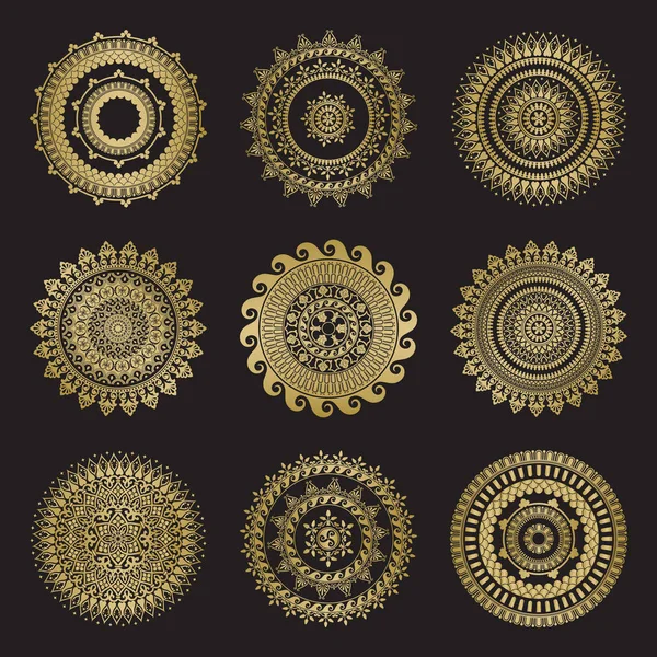 金色圆形抽象民族饰品曼荼罗 — 图库矢量图片