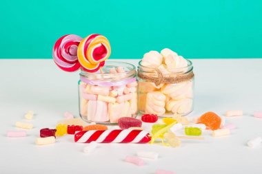 Lolipop ile tatlı şekerleme