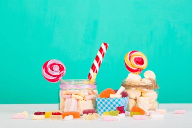 Lolipop ile tatlı şekerleme