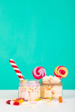 Lolipop ile tatlı şekerleme