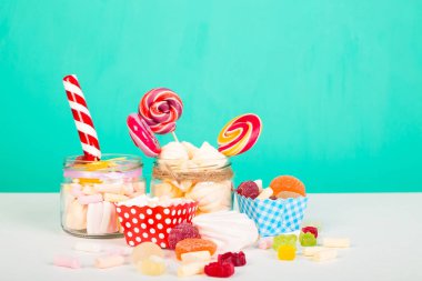 Lolipop ile tatlı şekerleme