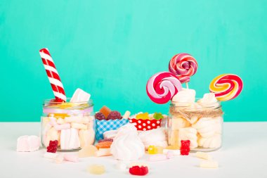 Lolipop ile tatlı şekerleme