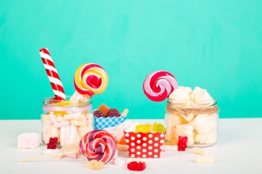 Lolipop ile tatlı şekerleme