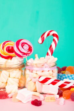 Lolipop ile tatlı şekerleme