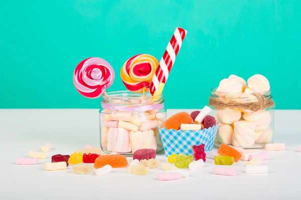 Lolipop ile tatlı şekerleme