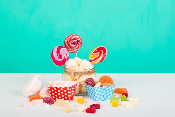 Lolipop ile tatlı şekerleme