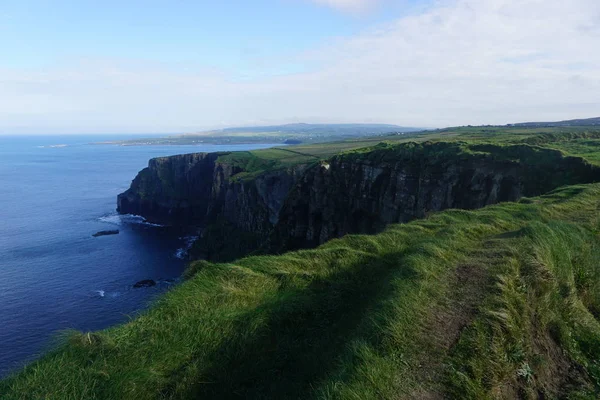 Anne kayalıkları, İrlanda