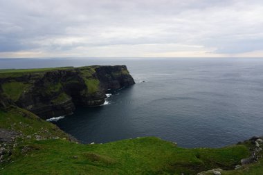 Anne kayalıkları, İrlanda