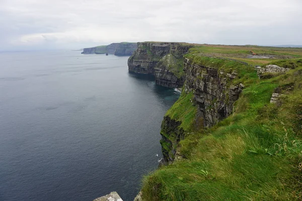 Anne kayalıkları, İrlanda