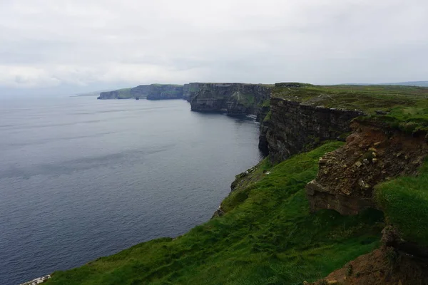 Anne kayalıkları, İrlanda