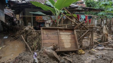 Lebak, Banten - 5 Aralık 2020: 1 Ocak 2020 'de Endonezya' nın Banten ilindeki Lebak ilçesini sel bastı.