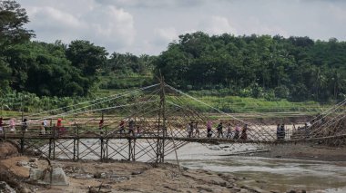 Lebak, Banten - Januari 23, 2020: 1 Ocak 2020 'de Endonezya' nın Banten ilindeki Lebak ilçesini sel bastı