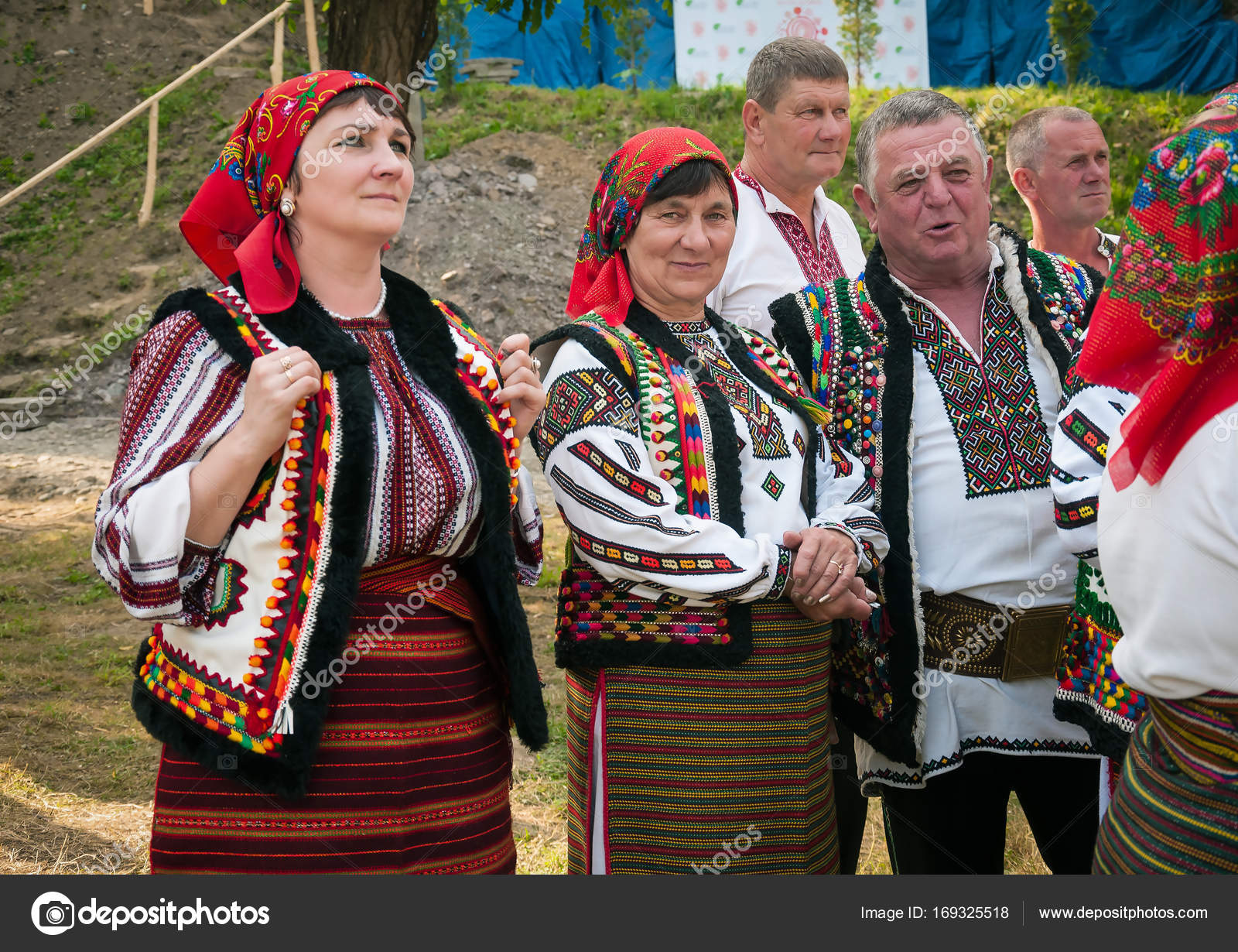 Hutsuly in folk costumes at the international folk festival. – Stock ...