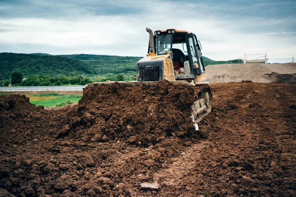tesviye ve otoyol inşaat sırasında toprak taşıma Sanayi İnşaat Makinası mini buldozer