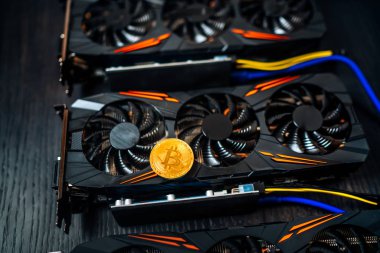 Modern araştırma iş ile gpu, bitcoin dijital para oluşturmak için kullanılan grafik kartları ayrıntılarını kapatın