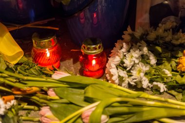 25 Şubat 2018, Rusya, Moskova. Anıt Boris Nemtsov Moskova'da Merkezi Bolshoy Moskovretsky Köprüsü, Rusya Federasyonu.