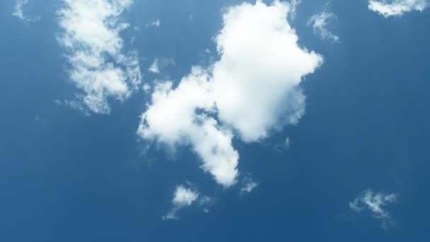 Cielo Azul Con Nubes Forma Similar Corazón Buen Día Por — Vídeos de Stock