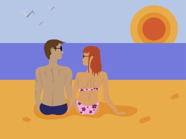 Kumsalda gün batımını izlemek Çift