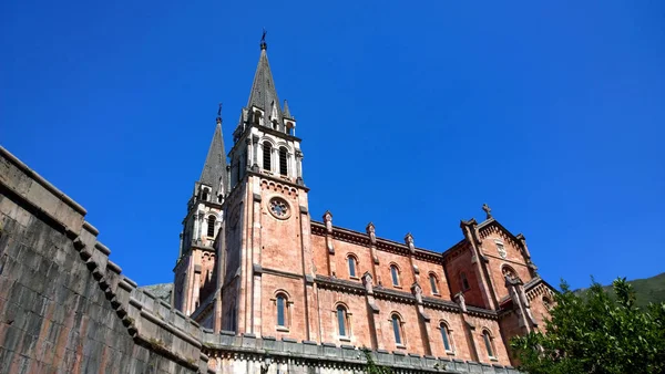 Basílica de Covadonga, Asturias — Foto de Stock