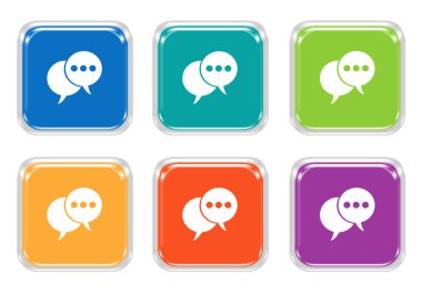 Mavi, yeşil, sarı, mor ve turuncu renklerde kabarcık konuşmalar simgesiyle yuvarlatılmış kare renkli düğme kümesi