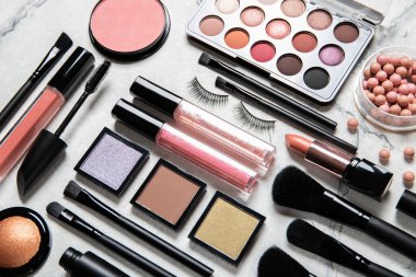Profesyonel makyaj fırçaları ve araçları, makyaj ürünleri seti