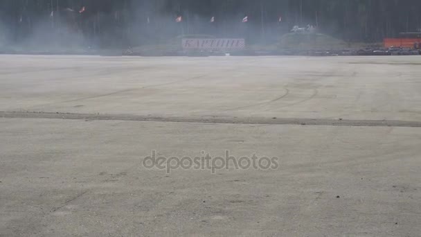 Moscou, Rússia - 19 de agosto de 2017: Festival anual de carros, competição à deriva — Vídeo de Stock