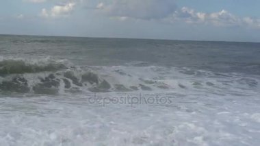 Akdeniz 'deki dalgalar