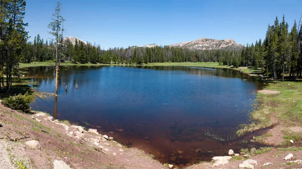 Panorama of small lake in Utah above park city — Stock Photo, Image