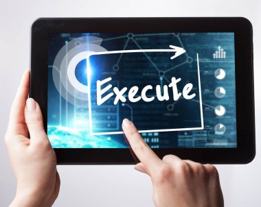 Ekonomi, teknoloji, Internet ve ağ kavramı. Genç busine