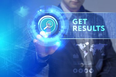 Ekonomi, teknoloji, Internet ve ağ kavramı. İş adamı