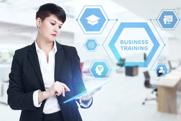 Unternehmen, Technologie, Internet und Netzwerkkonzept. Coaching Mentoring Ausbildung Geschäftsentwicklung E-Learning-Konzept. — Stockfoto