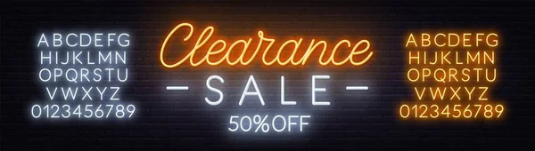 Clearance sale neon sign on dark background. Template for design. — ストックベクタ