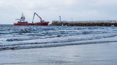 Ayr harbour adlı tarama.