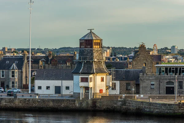 Aberdeen Harbour, cezaevi.