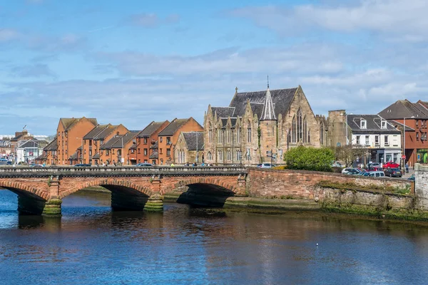 Ayr yeni köprü ve nehir Ayr.