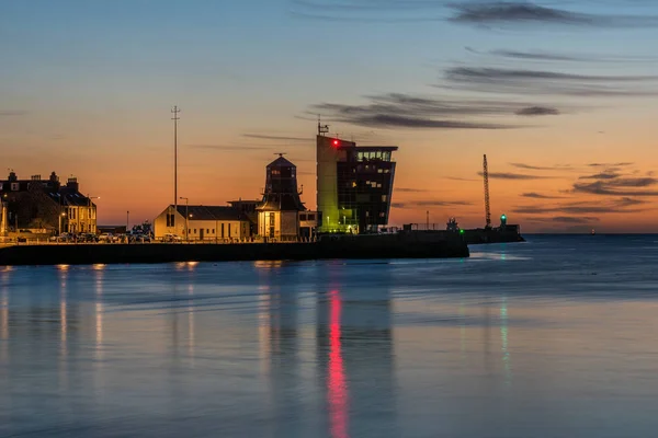 Deniz operasyonları kule, Aberdeen liman.