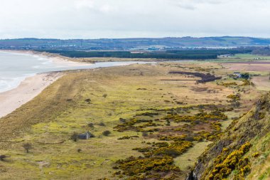 St Cyrus cliff üstten Montrose Havzası.