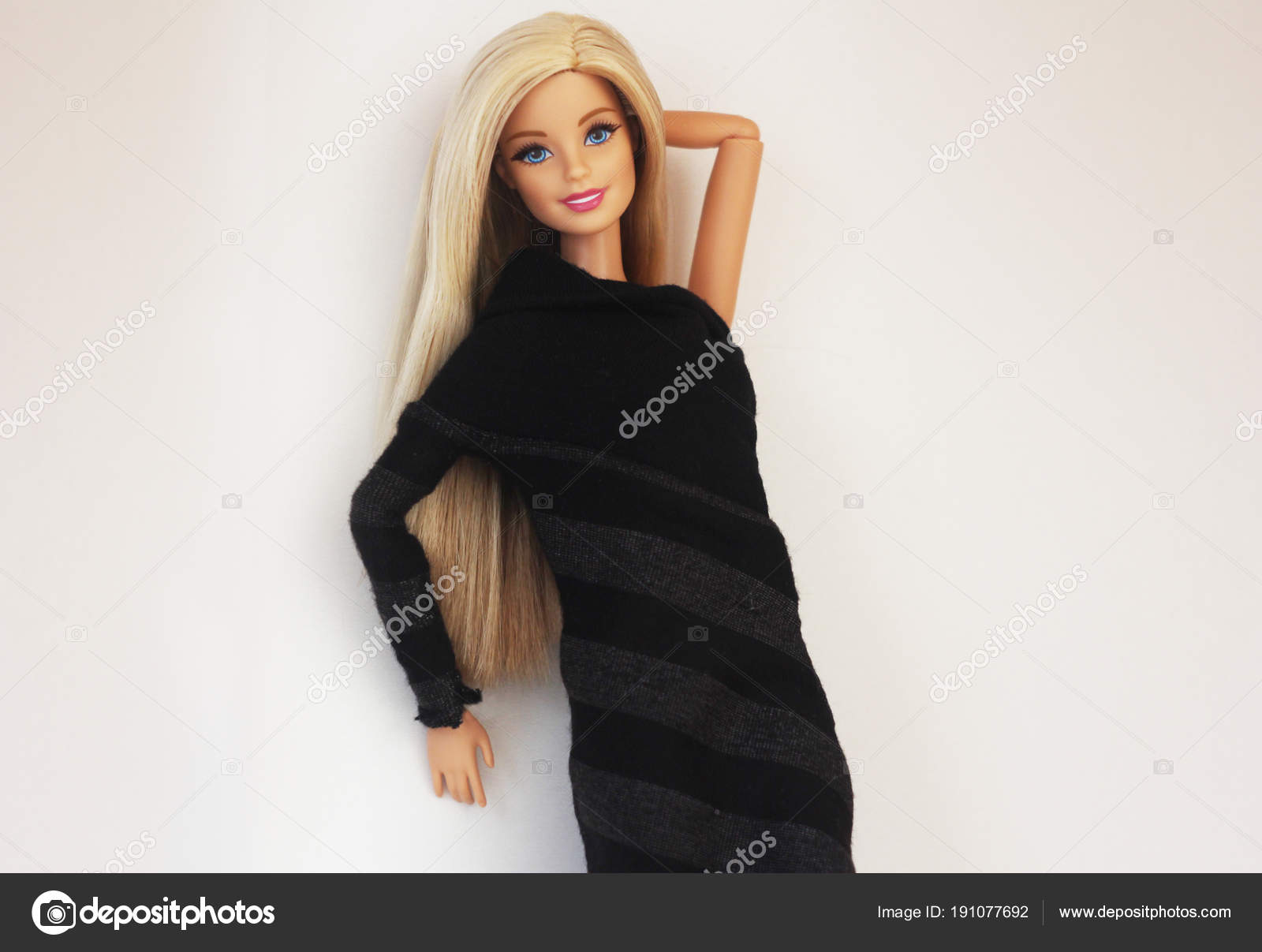 doll with white hair