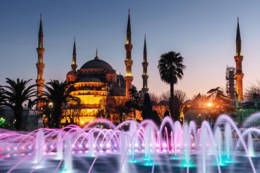 Güneşin doğuşundan önce Sultan Ahmed Camii Mavi Camii, İstanbul, Türkiye