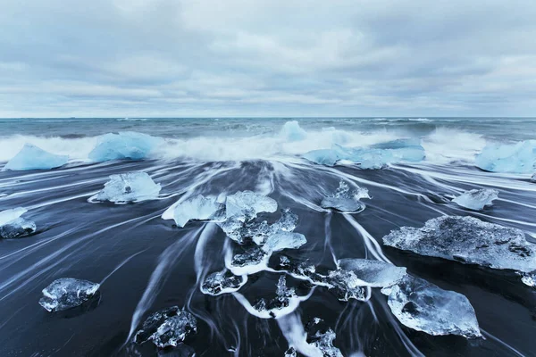 Λιμνοθάλασσα Γιόκουλσάρλον Παγετώνα Φανταστικό Ηλιοβασίλεμα Στην Μαύρη Παραλία Ισλανδία — Φωτογραφία Αρχείου