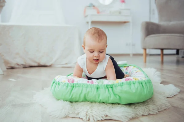 Bedding Children Baby Sleeps Bed Healthy Little Baby Soon Birth — Stock Photo, Image